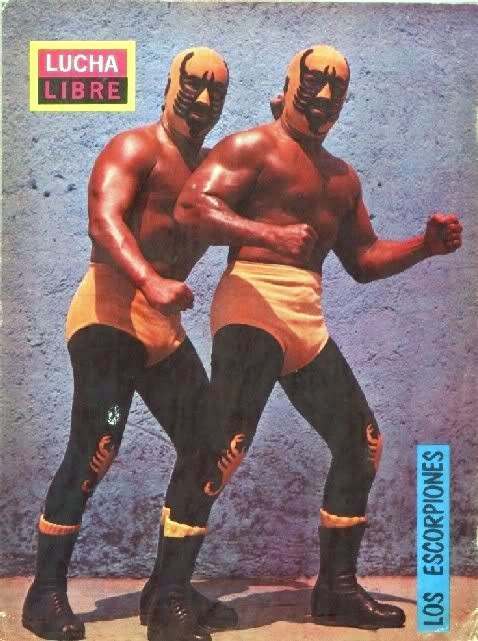 libre lucha los escorpiones 1970s covers magaine wrestling luchador luchas flashbak mexican wrestler mask mexico reyes sensacional scorpio masking