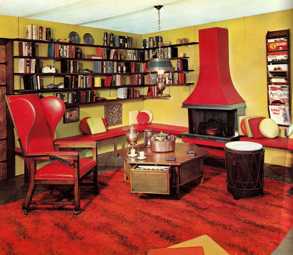 Groovy Interiors: 1965 and 1974 Home Décor