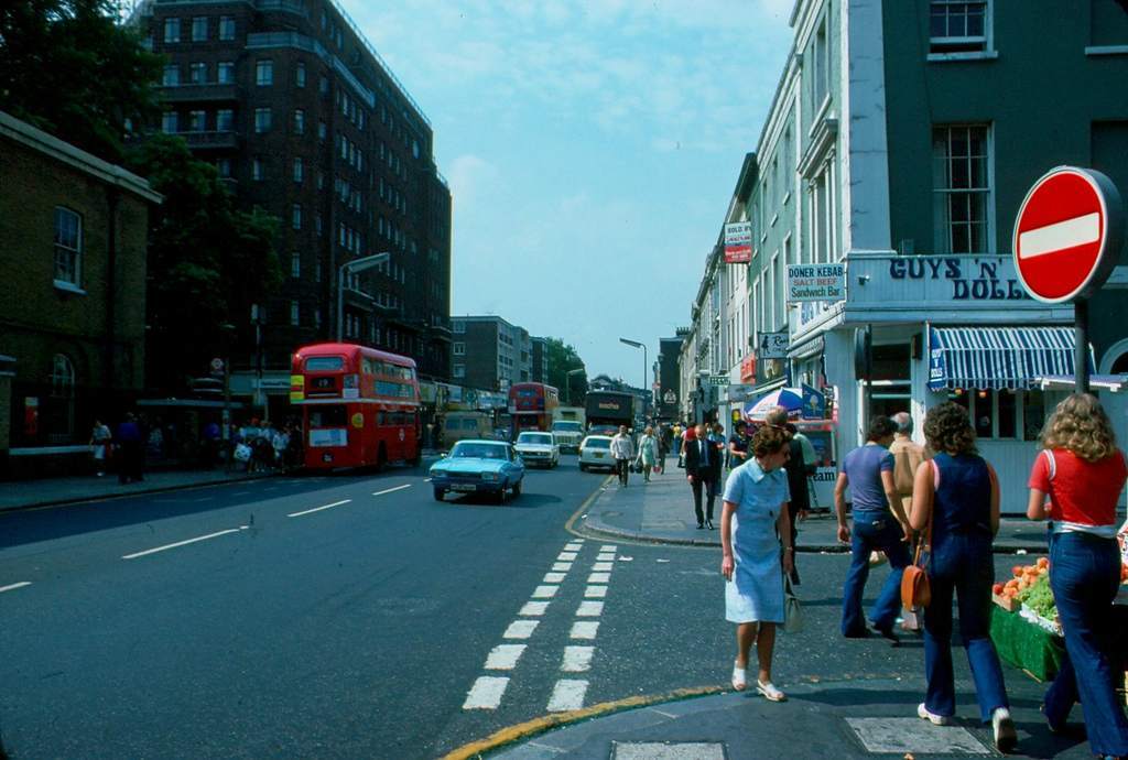 20 Photos Of The Kings Road On A Hot August Day In 1976