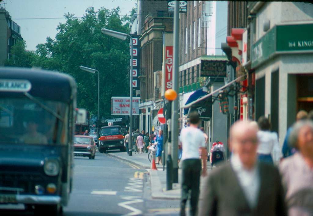 20 Photos Of The Kings Road On A Hot August Day In 1976