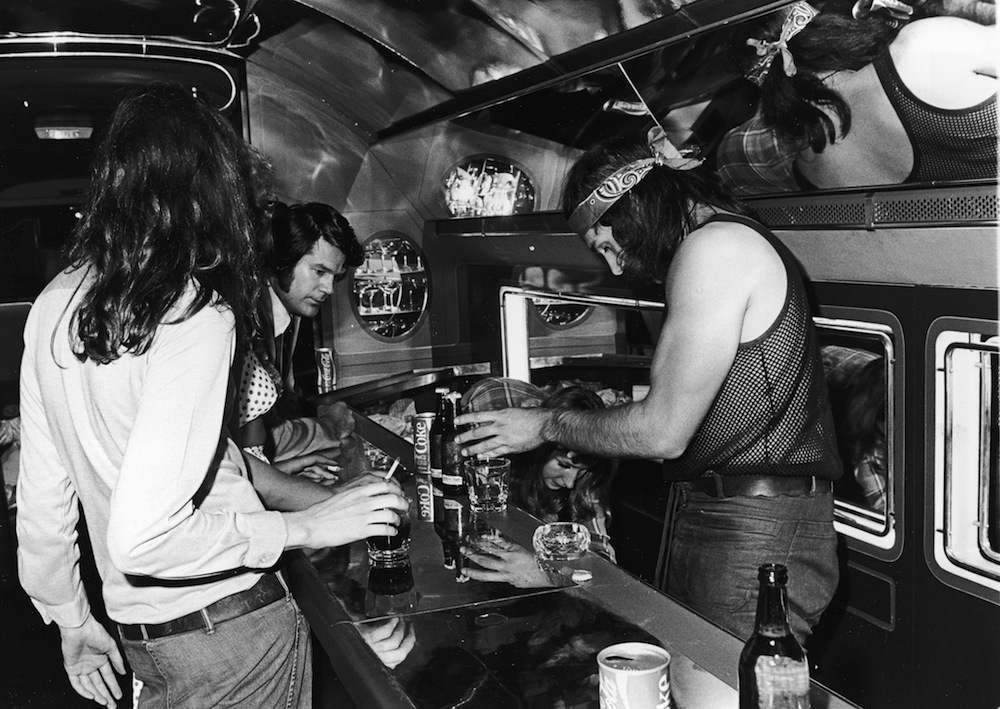 Led Zeppelin S Mile High Party Aboard The Starship 1973