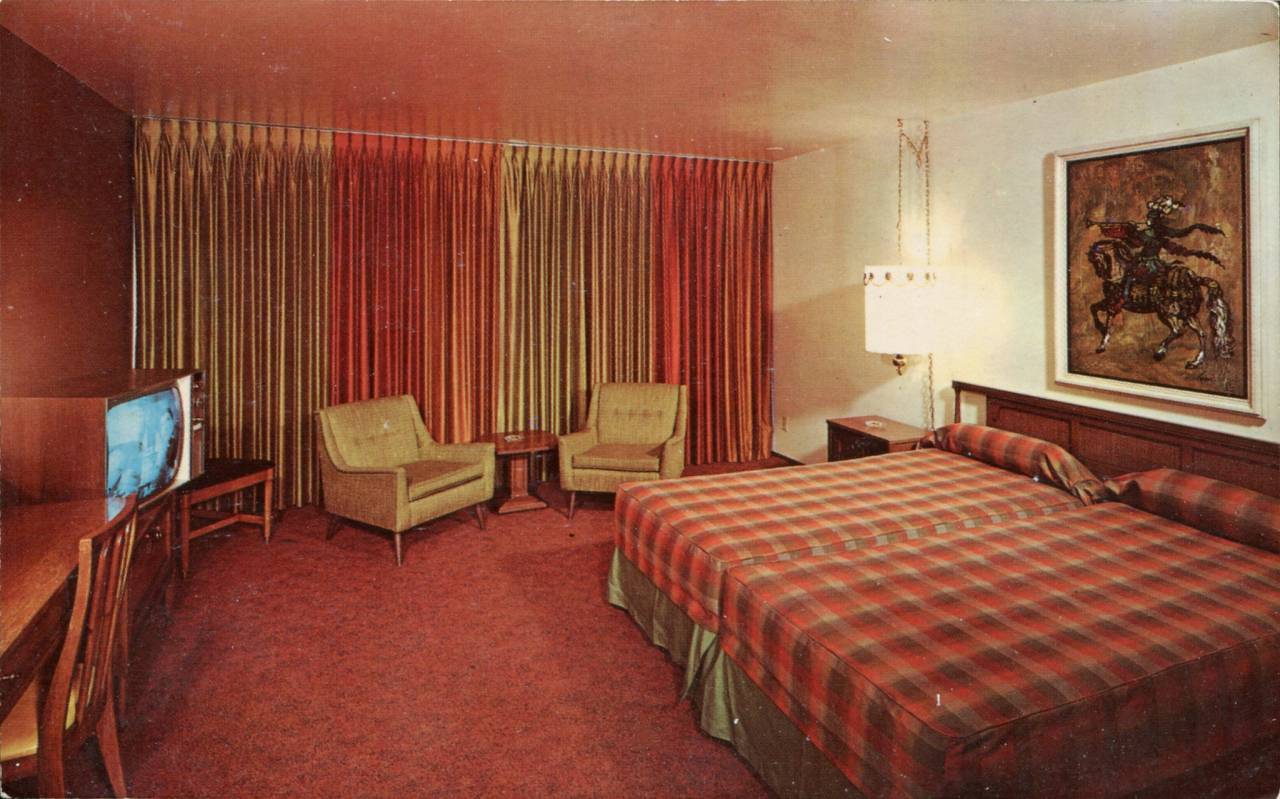 Postcards of Mid-Century Motel Rooms With Style