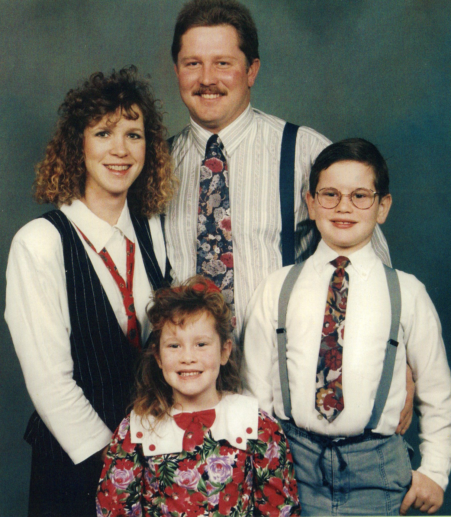 Awkward Family Portraits of Yesteryear