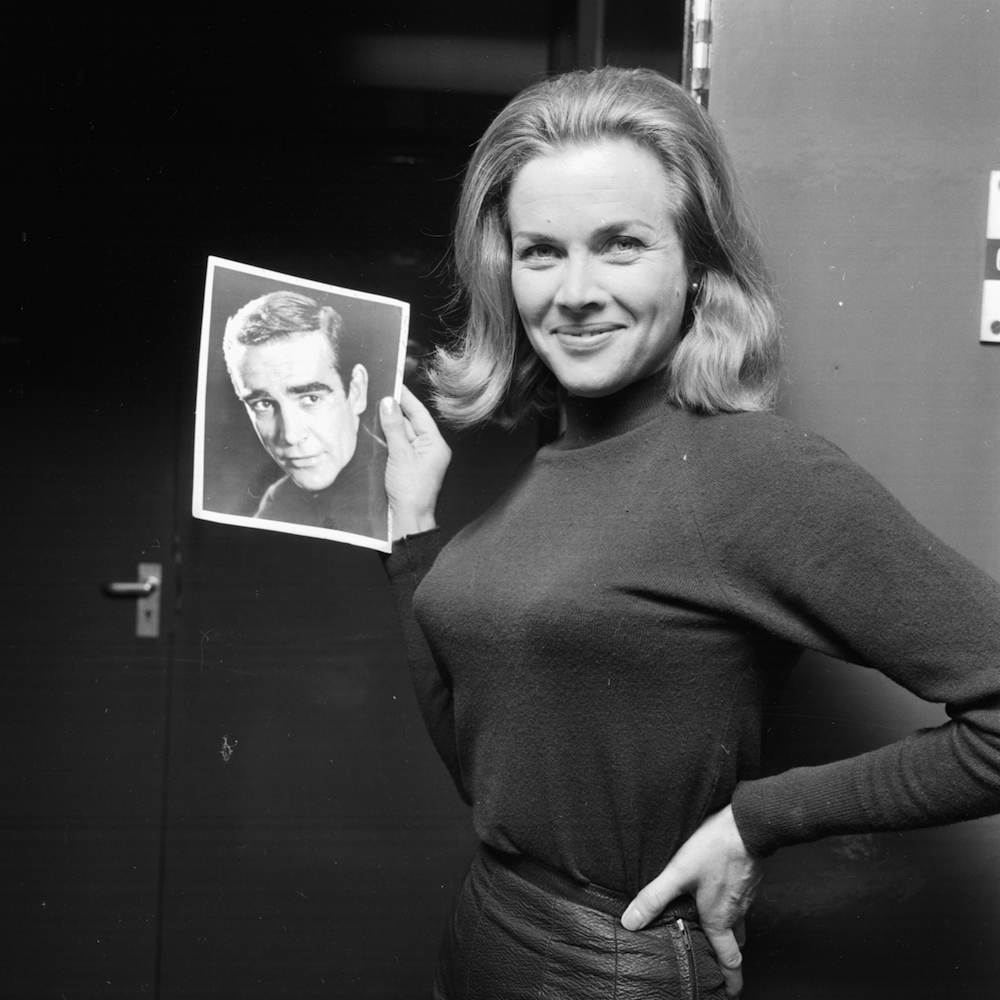 Honor Blackman - Flashbak