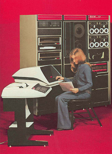 Sexist Computer Adverts In The 1960s, 1970s &amp; 1980s - Flashbak