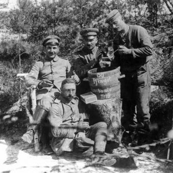 Behind Enemy Lines: Over 100 Photographs Of German Soldiers Fighting World War One