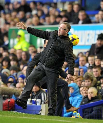 Soccer - Barclays Premier League - Everton v Aston Villa - Goodison Park