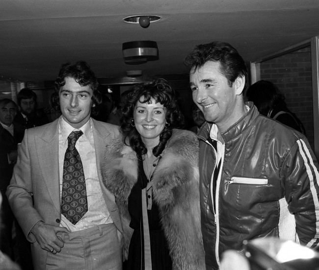 Former Birmingham City footballer Trevor Francis with his wife, Helen, and Nottingham Forest manager Brian Clough at the City Ground Nottingham after becoming Britain's most expensive player. Date: 09/02/1979