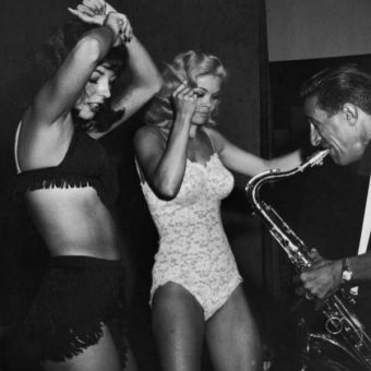 1959 Photos: Candy Barr Teaches Joan Collins To Dance Burlesque