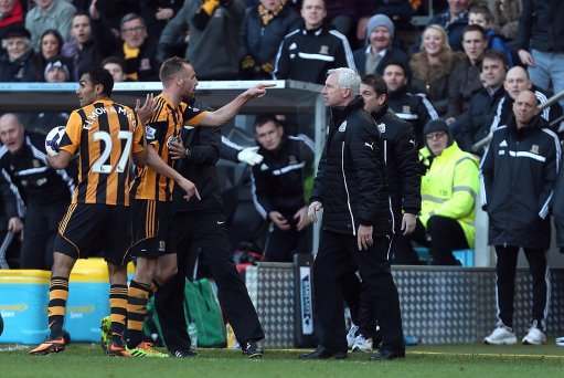 Soccer - Barclays Premier League - Hull City v Newcastle United - KC Stadium