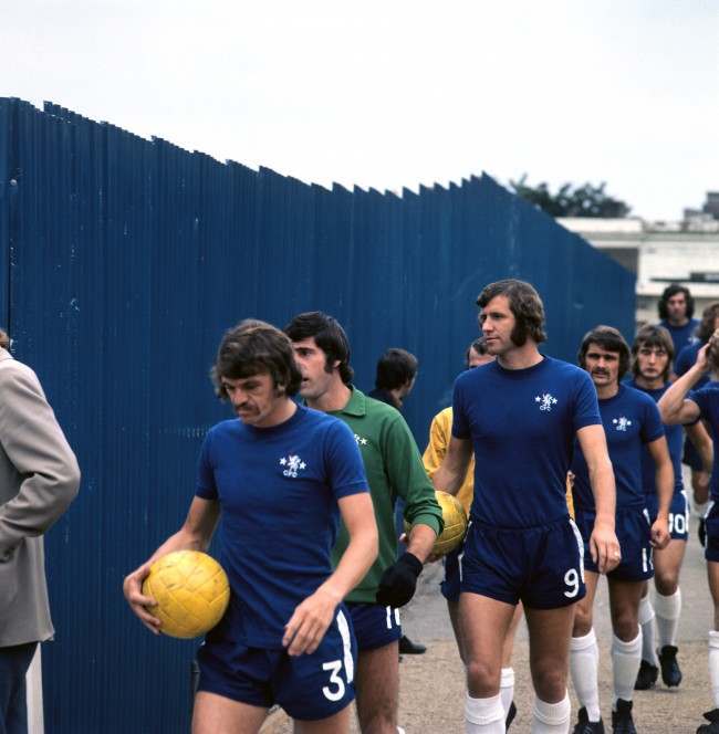 Soccer - Football League Division One - Chelsea v Leeds United - Stamford Bridge (L-R) Chelsea's Eddie McCreadie, Peter Bonetti, Peter Osgood, Charlie Cooke and Alan Hudson walk out for the opening match of the season Ref #: PA.2967017  Date: 12/08/1972