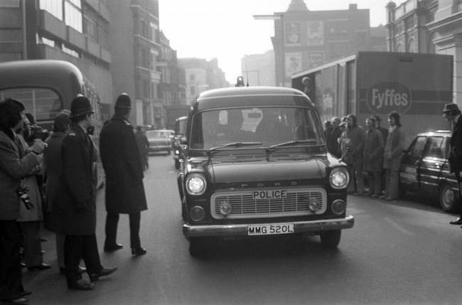 A closed police van, with Ian Ball inside, arrives at Bow Street Court. The unemployed 26-year-old, of no fixed abode, was charged with attempting to murder Princess Anne's bodyguard, Inspector James Beaton, in Pall Mall. 923-Archive-pa165834-13 Ref #: PA.19319680 Date: 21/03/1974
