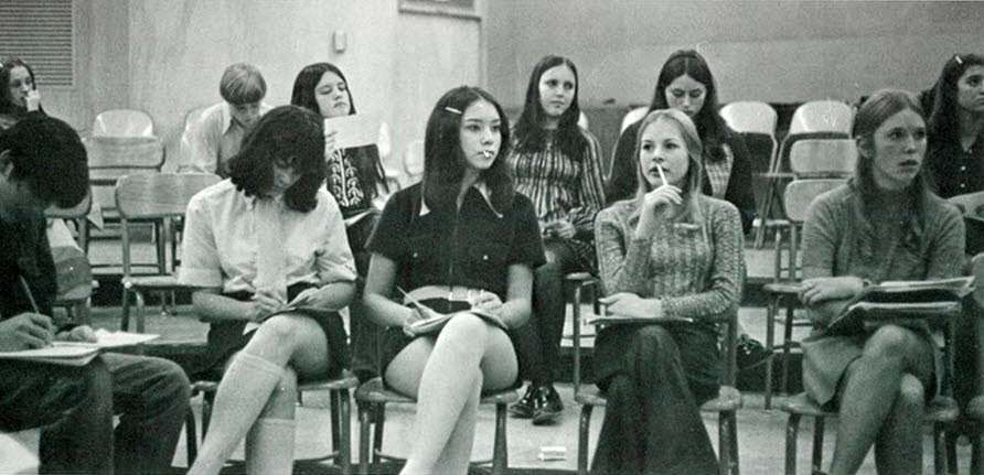 Miniskirt Class Flashbak