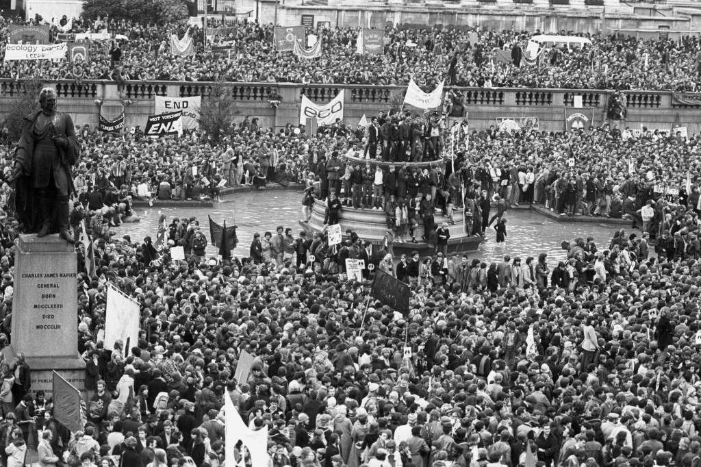 100 years of Protesting at Trafalgar Square (Part 3) - Flashbak