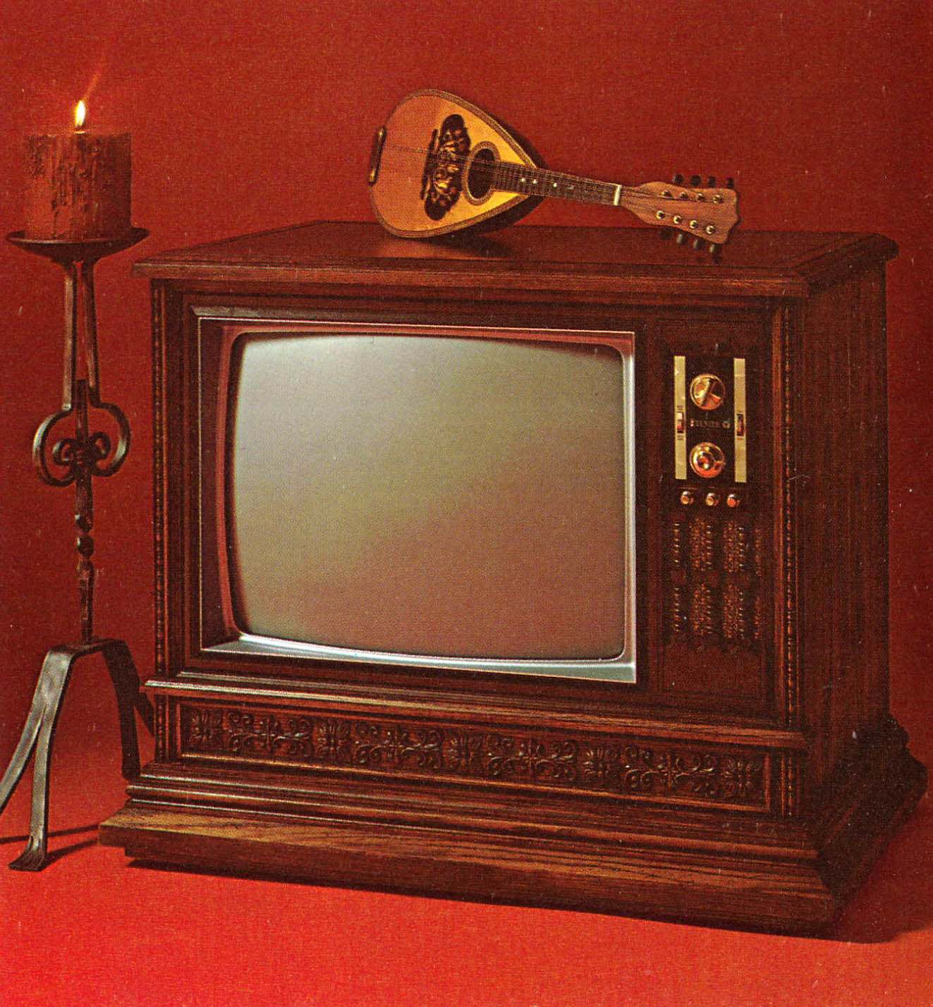 68_1971 Zenith Color TV-20