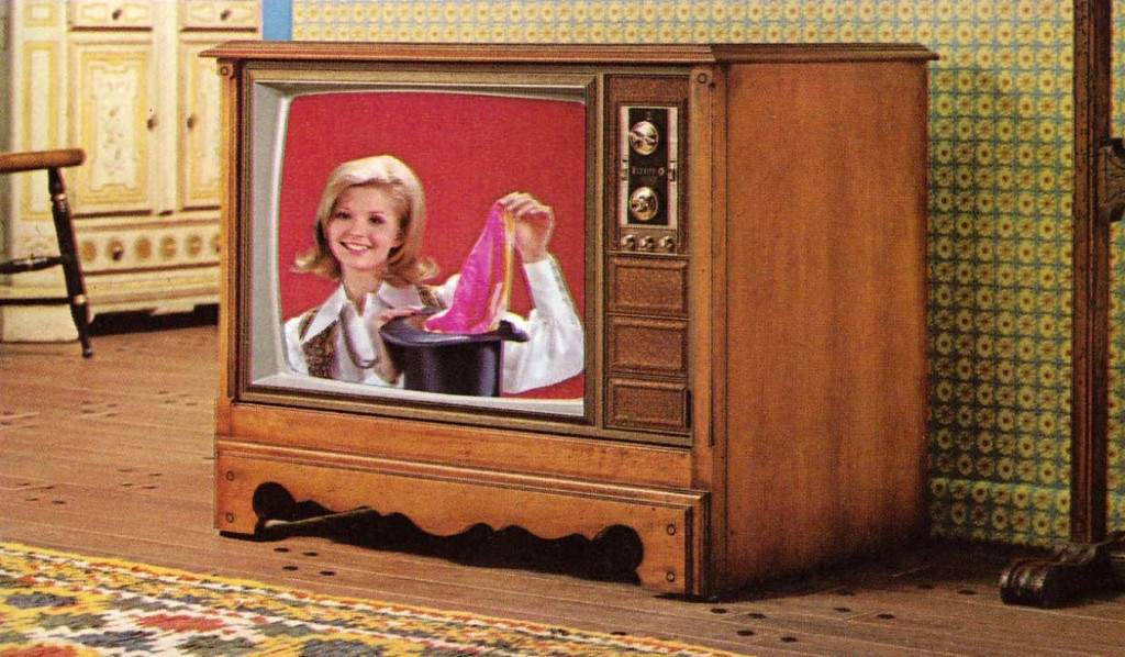 The Amazing 1971 Zenith Color TV - Flashbak