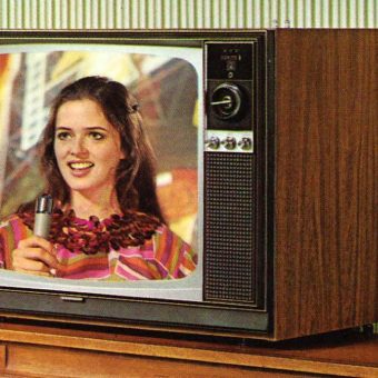 74_1971 Zenith Color TV-31 - Flashbak