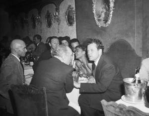 Eartha Kitt and Orson Welles in Paris in 1950 - Flashbak