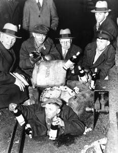 The Prohibition Story In Photos: 1920-1933 - Flashbak