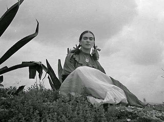 Frida Kahlo, 1930