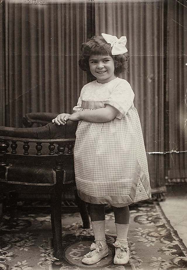 Portraits of The Baby And Young Frida Kahlo Taken by Her Father