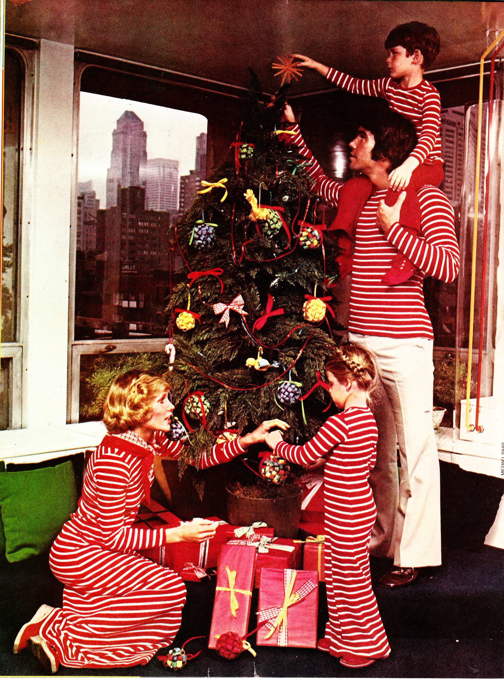 Christmas Past to Present: 5 Yuletide Comparisons - Flashbak