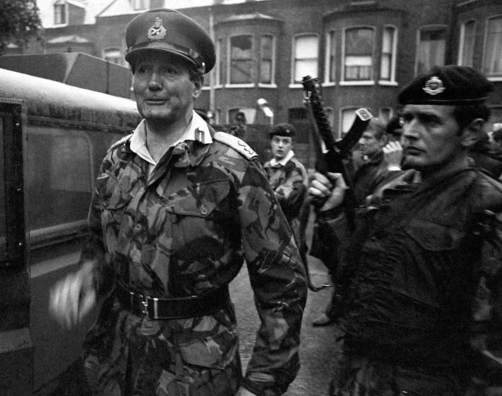General Robert Ford Flashbak