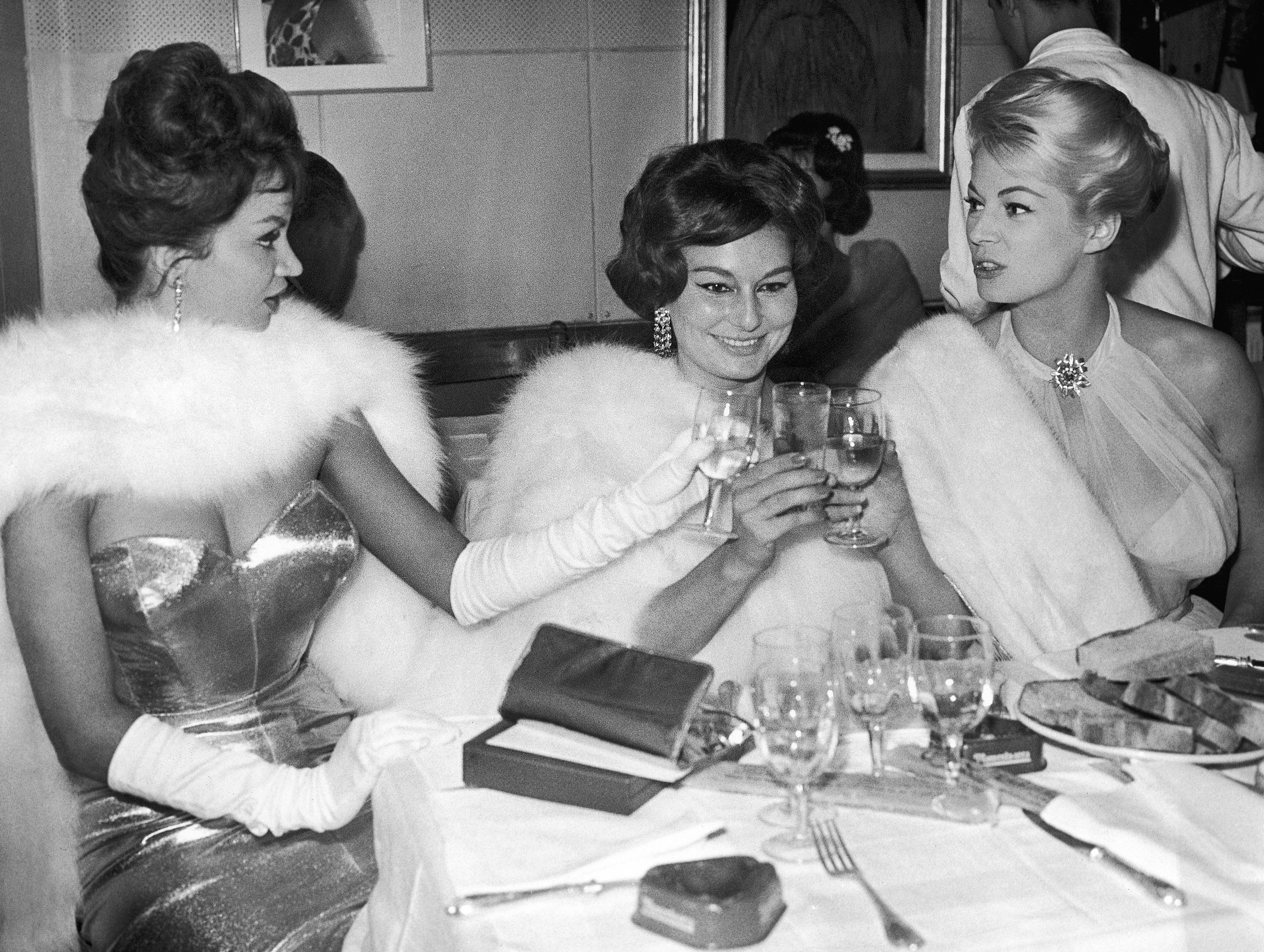 Italy Rome Chelo Alonso, Caprice Chantal and Anita Ekberg - Flashbak