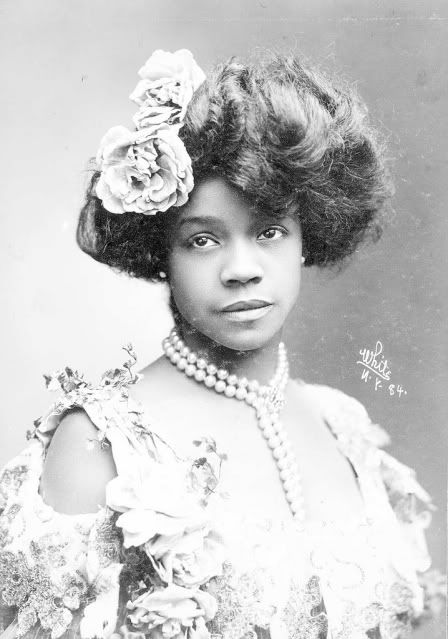 Victorian Women of Color: 32 Photos of Beauty In The Age 