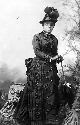 Victorian Women of Color: 32 Photos of Beauty In The Age Of Hatred