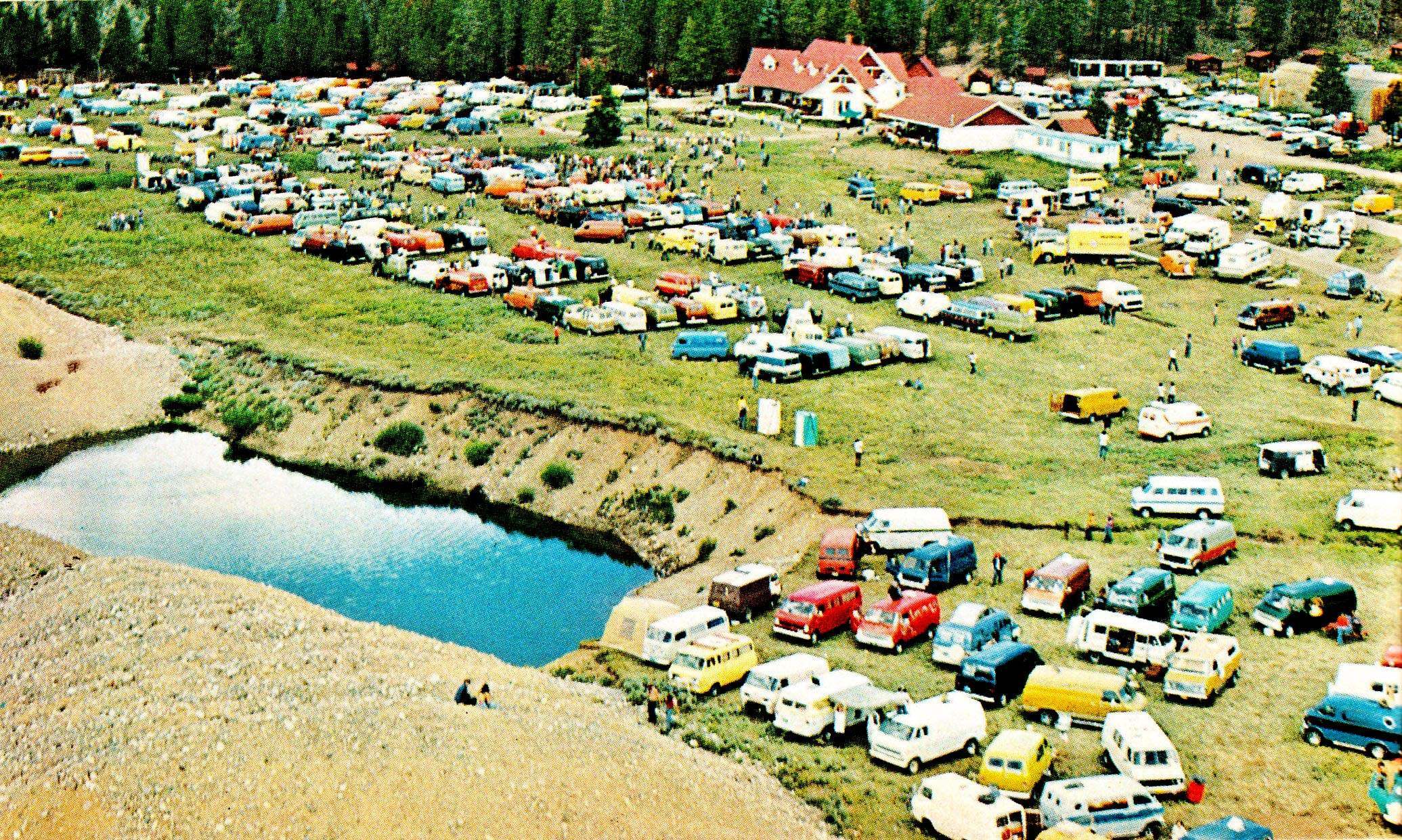 Days Of The Shaggin Wagon A Look At 1970s Custom Vans