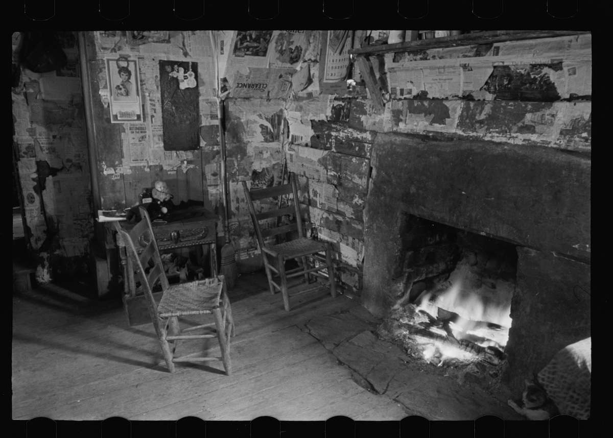 Title: Interior of mountain farmhouse, Appalachian Mountains near Marshall, North Carolina Creator(s): Mydans, Carl, photographer Related Names:     United States. Resettlement Administration. Date Created/Published: 1936 Mar.