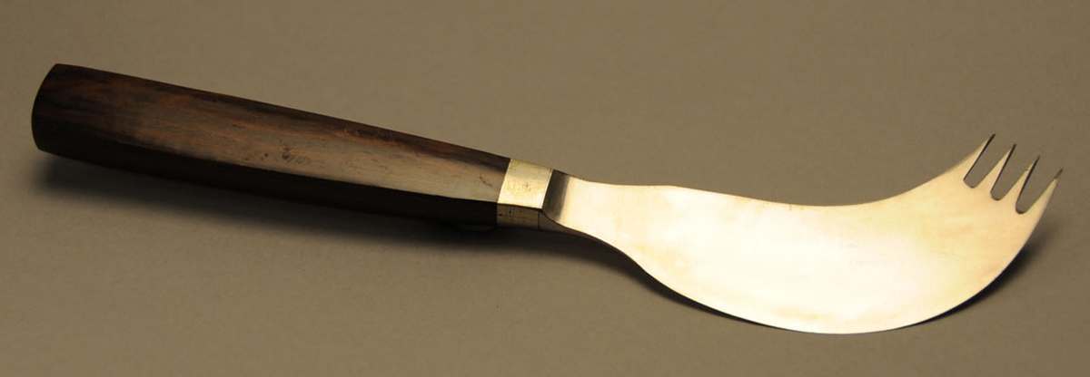 Combination knife-fork, designed for amputees, 1800s Courtesy National Museum of Civil War Medicine