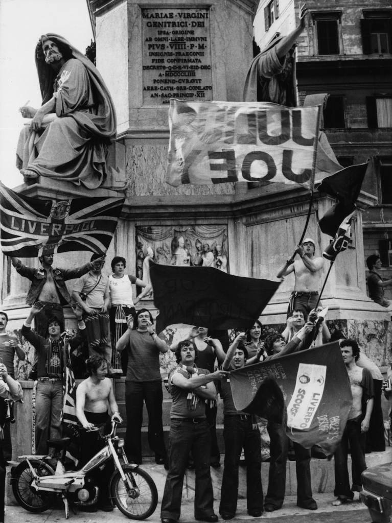 22nd May 1977:  Supporters of liverpool FC in the streets of Rome during the final of the European Cup of Champions in which Livepool beat Borussa 3 - 1.  (Photo by Keystone/Getty Images)