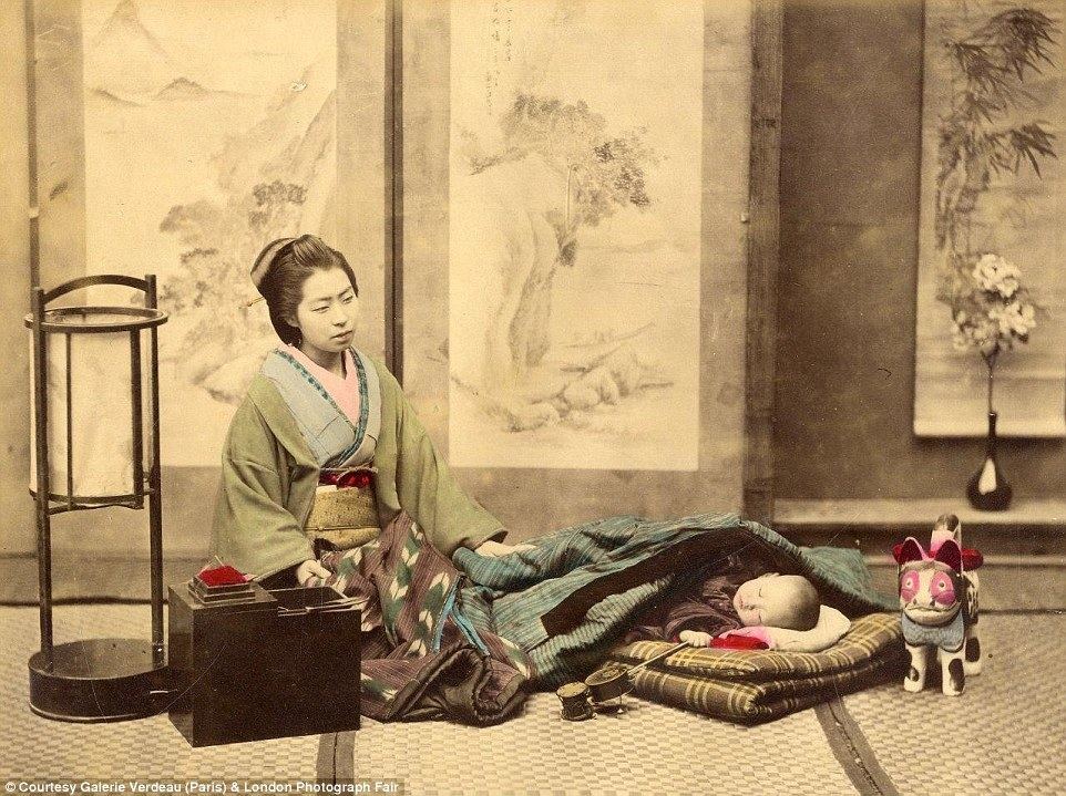 Felice Beato geisha 1