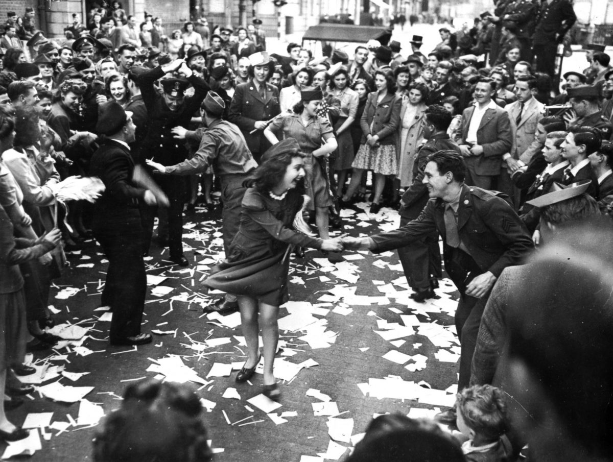 VE Day London