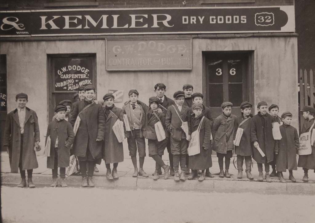 Newsboys, Hartford, Conn. - March 1909