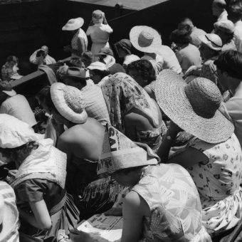 The Great British Heatwave In 32 Photos: 1911-1976