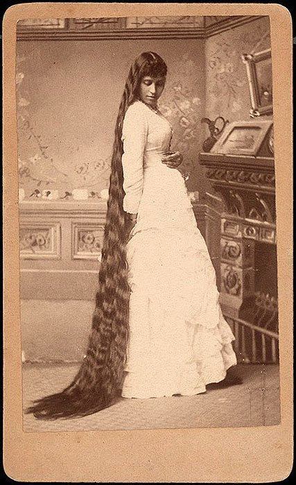 38 Photos That Prove Victorian Women Never Cut Their Hair - Flashbak