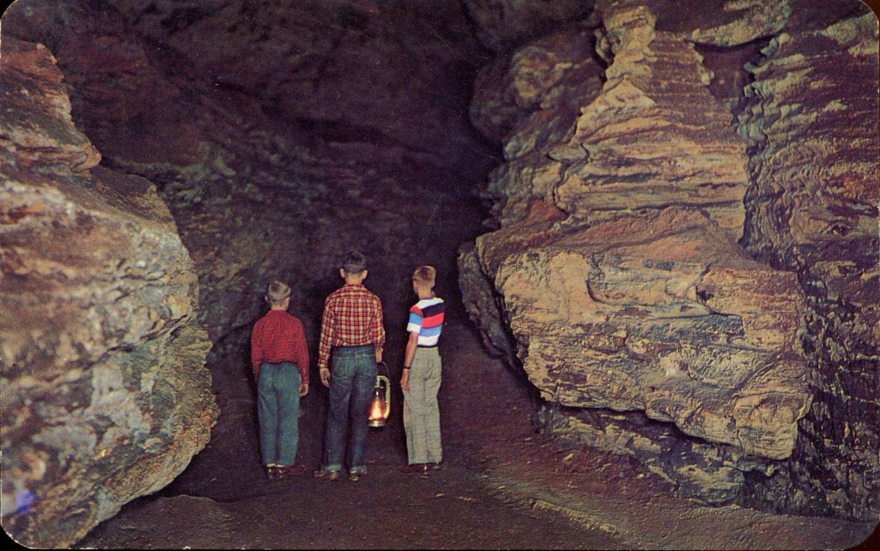 Mark Twain Cave, Hannibal, Missouri