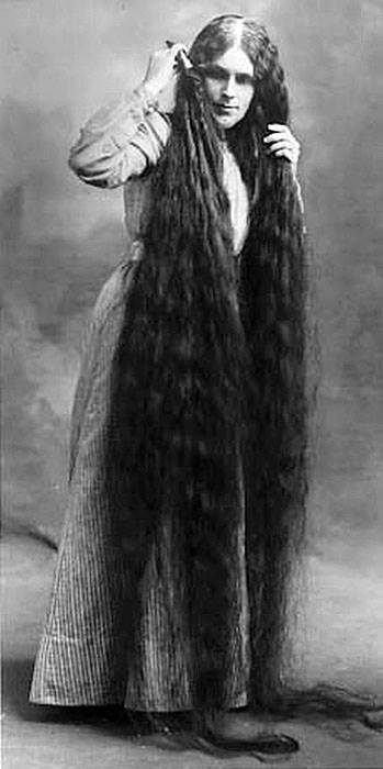 38 Photos That Prove Victorian Women Never Cut Their Hair - Flashbak