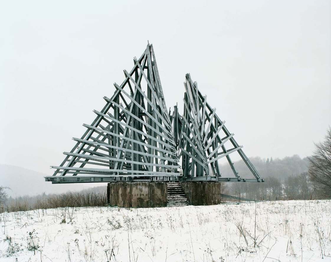 Spomenik: Super-Sized Monuments To Eastern Bloc Futurism - Flashbak