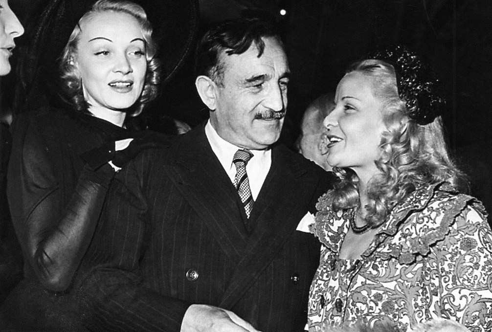 Marlene Dietrich avec les acteurs français Charles Vanel et Madeleine Sologne