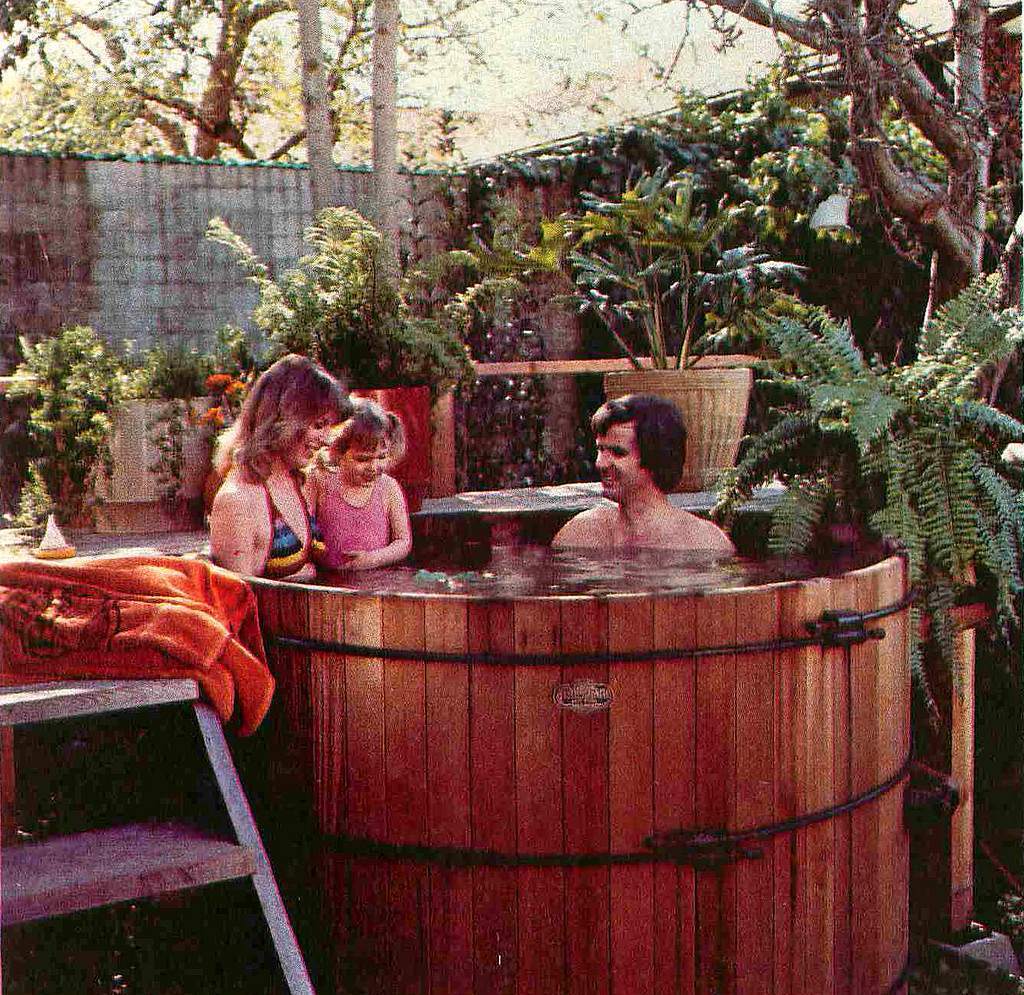 hot tub 1980s