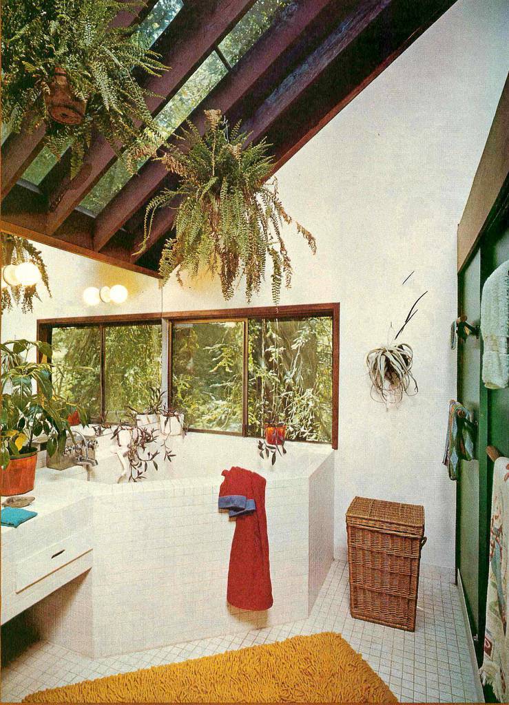 vintage bathroom 1980