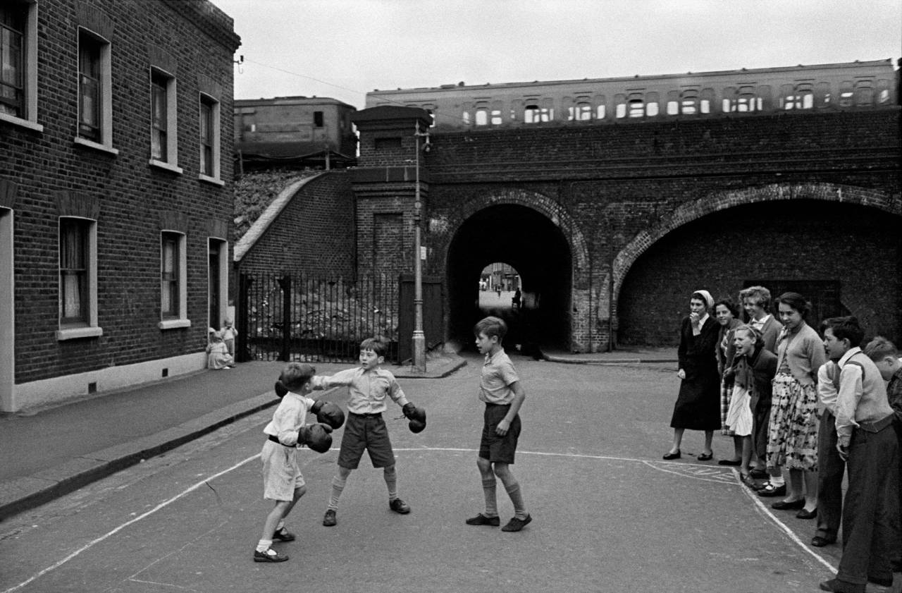 1955, London, Lambeth, boxing boys (d)