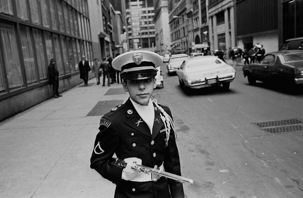 Superb Photos of the New York City St Patrick's Day Parade in 1974 -  Flashbak