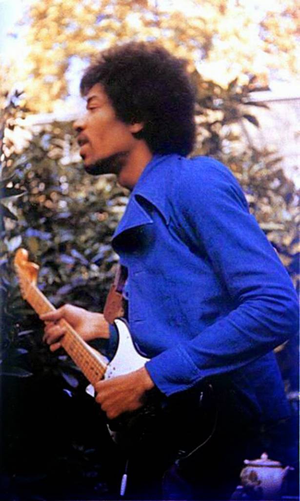 ast photos of jimi hendrix