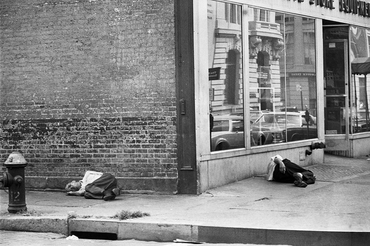  New York City In The 1970s Living It Low In The Bowery 