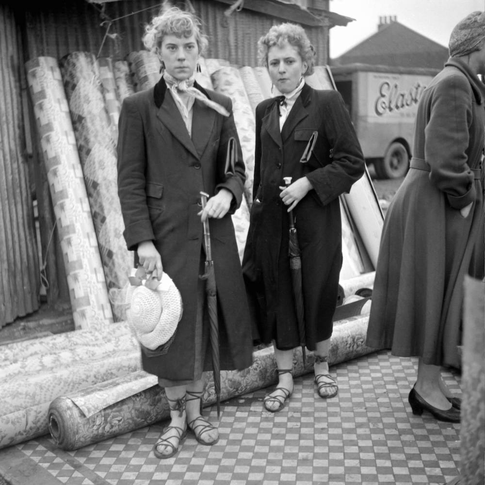 Ken Russell's Brilliant Photos of Teddy Girls from 1955 - Flashbak